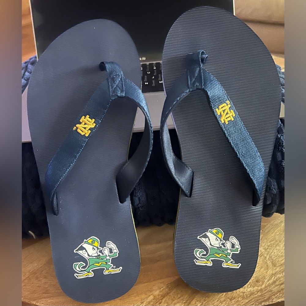 Notre Dame Flip Flop - Size 10 NWT